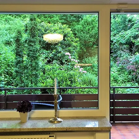 Apartment - Zentrumsnah, Eigener Parkplatz Und Grosser Balkon Ins Gruene Baden-Baden Exterior foto