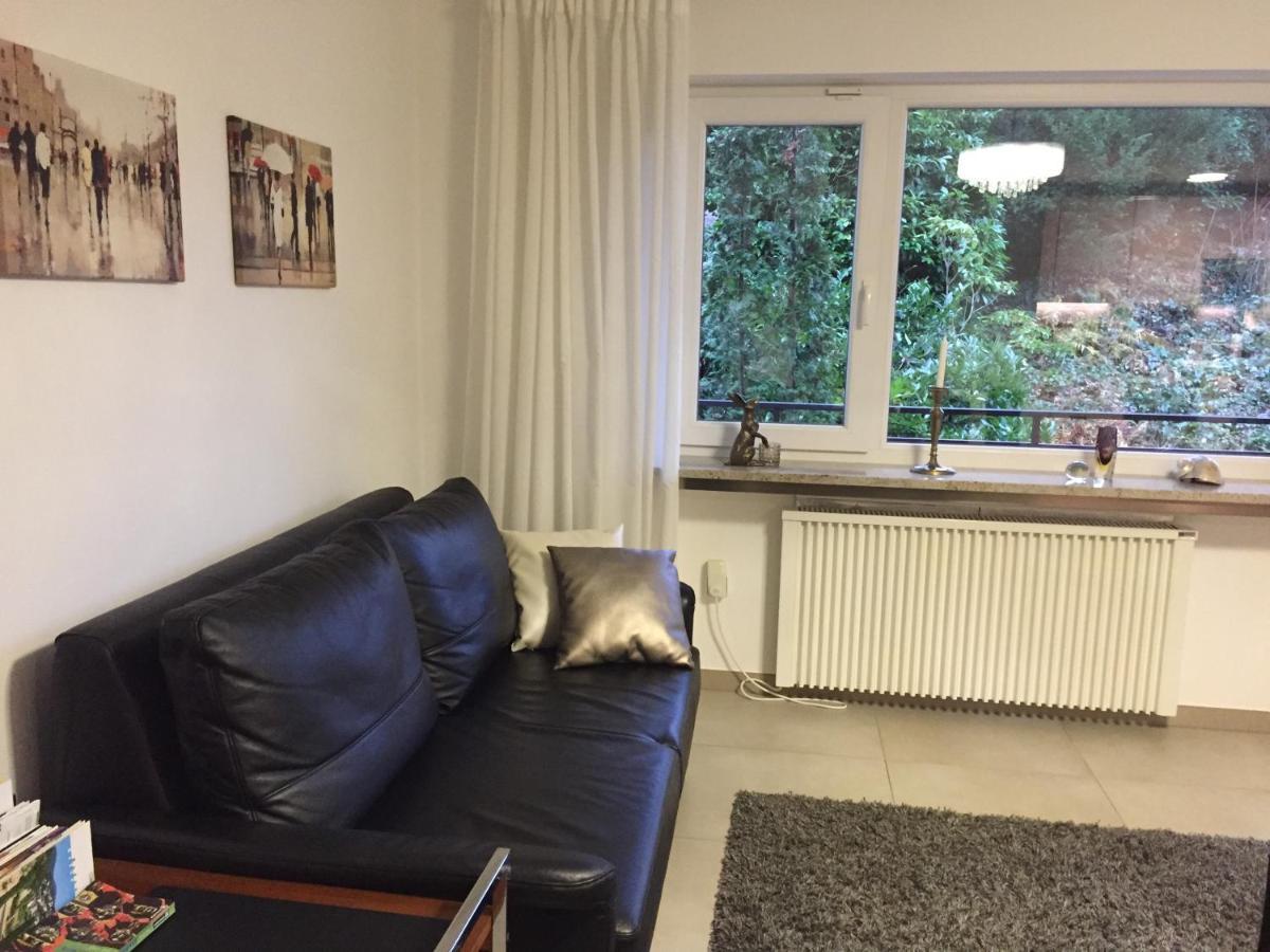 Apartment - Zentrumsnah, Eigener Parkplatz Und Grosser Balkon Ins Gruene Baden-Baden
