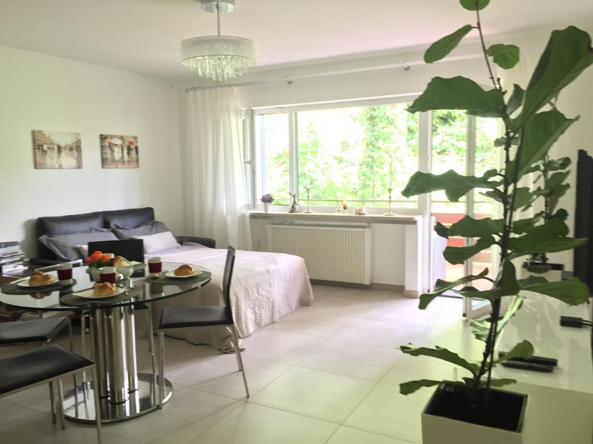 Apartment - Zentrumsnah, Eigener Parkplatz Und Grosser Balkon Ins Gruene Baden-Baden