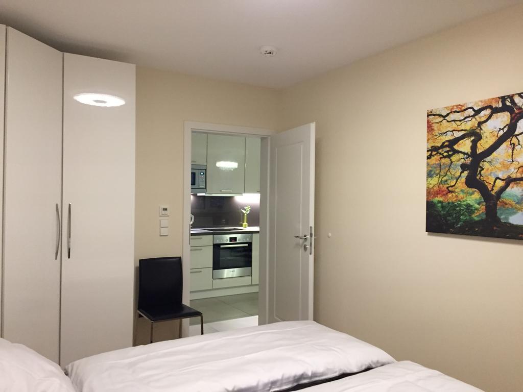 Apartment - Zentrumsnah, Eigener Parkplatz Und Grosser Balkon Ins Gruene