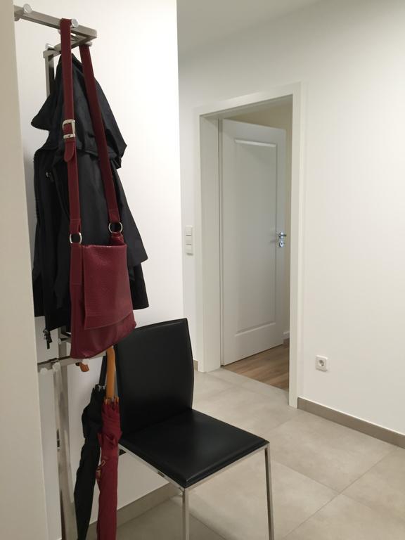 - Zentrumsnah, Eigener Parkplatz Und Grosser Balkon Ins Gruene Apartment Baden-Baden